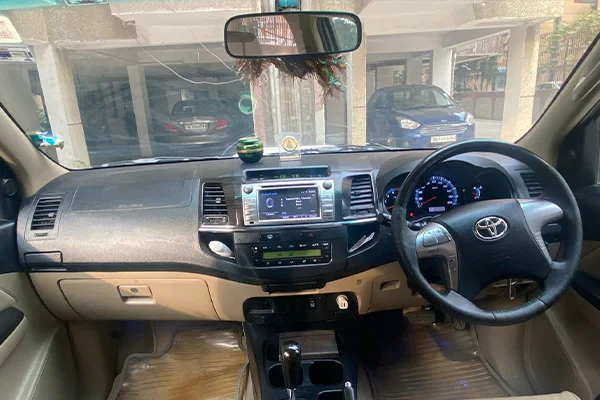 Toyota Fortuner 2015