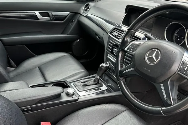 Mercedes C220